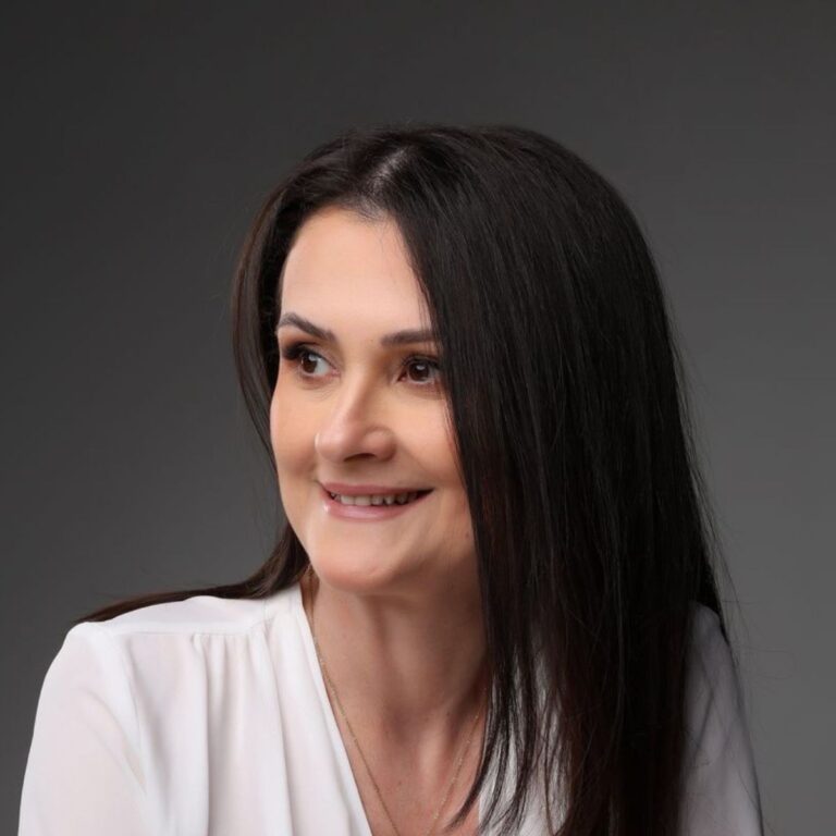 Gilmenia Bueno Psicopedagoga Psicopedagogia em Curitiba Biocentro 768x768